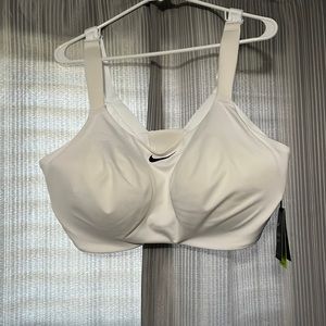 NWT white Nike sports bra